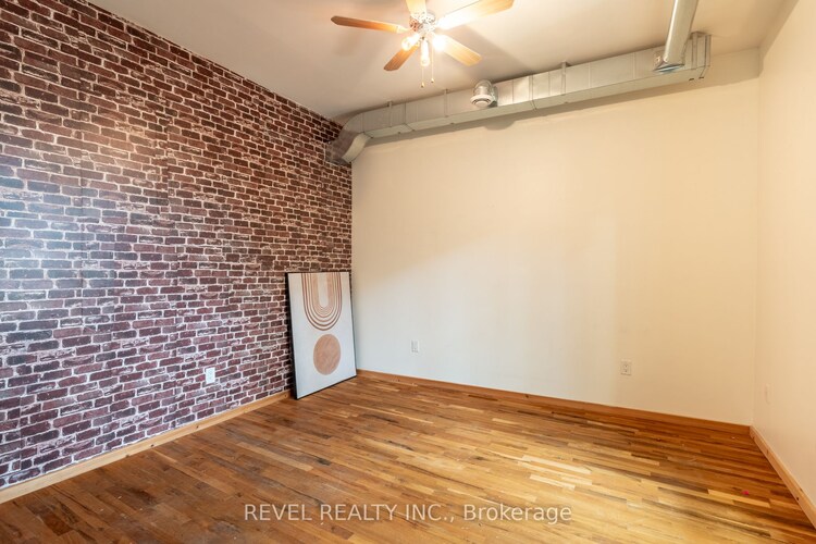 18 Elgin Street, Brant, ON, Brantford Twp