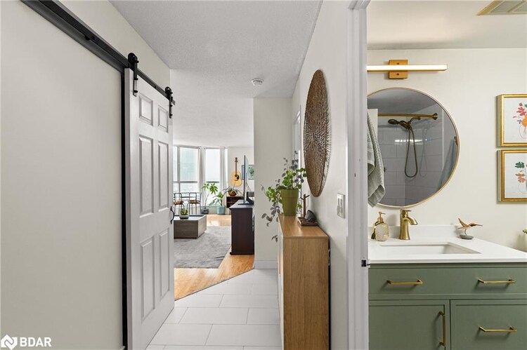 140 Dunlop Street E, Barrie, ON, City Centre