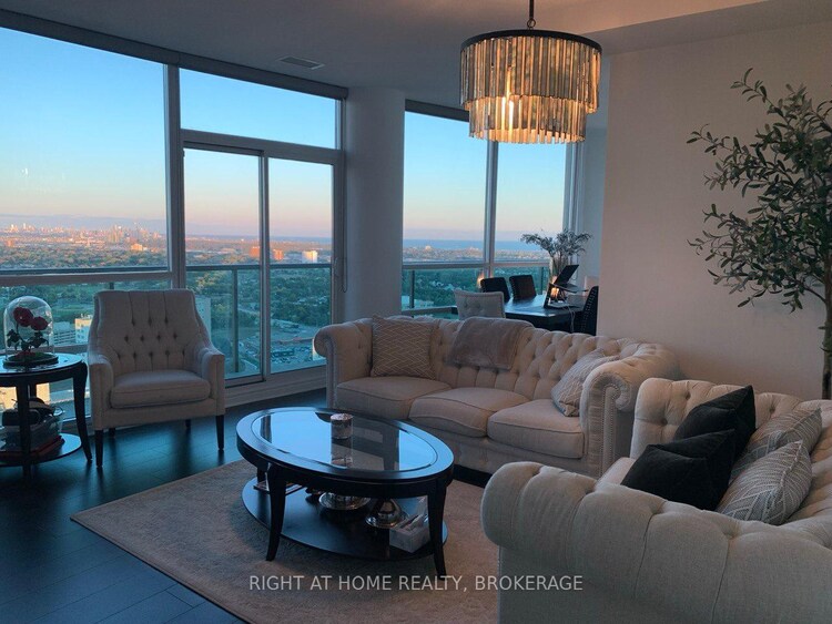 208 Enfield Place, Mississauga, ON, City Centre