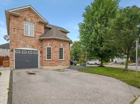 16 Woolf Crescent, Durham, ON