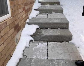 429 Reeves Way Boulevard, York, ON , MLS #N12907544 , Image - 1