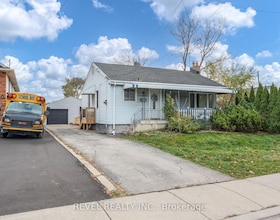 99 East 36th Street, Hamilton, ON , MLS #X12637764 , Image - 1