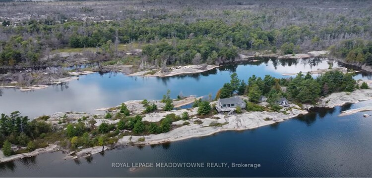 KG9005 SHIP'S RAIL ISLAND N/A, Parry Sound Remote Area, ON, Henvey