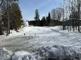 11 A Addie Street, Parry Sound, ON , MLS #X12023135 , Image - 1
