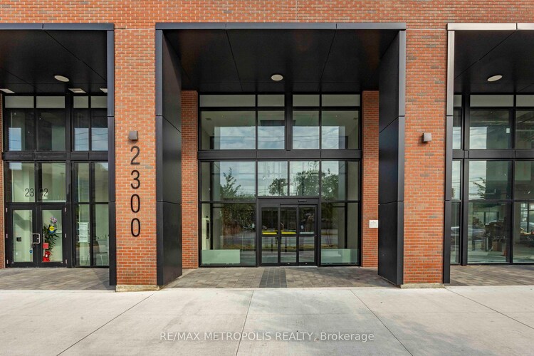 2300 St Clair Avenue W, Toronto, ON, Junction Area