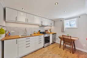 75 Manor Crescent, Dufferin, ON