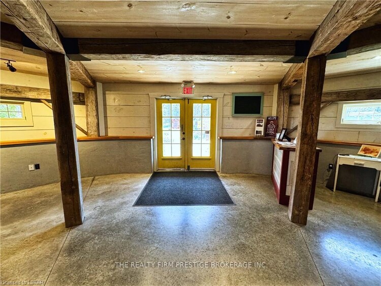 14226 TALBOT TRAIL Road, Chatham-Kent, ON, Muirkirk