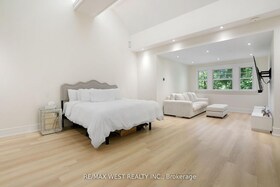 139 Mulcaster Street, Simcoe, ON , MLS #S12032374 , Image - 1