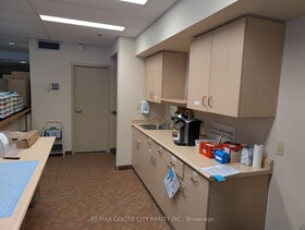 379 Dundas Street, Middlesex, ON , MLS #X12171833 , Image - 1