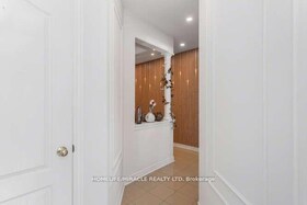 452 Nairn Circle, Halton, ON , MLS #W12386550 , Image - 1