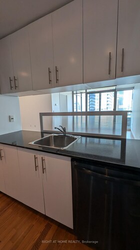 281 Mutual Street, Toronto, ON , MLS #C12322844 , Image - 1