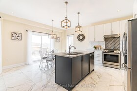 16 Hewson Street, Simcoe, ON , MLS #S12476219 , Image - 1