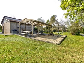 11331 Amos Drive, Halton, ON , MLS #W12323865 , Image - 1