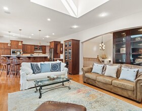 1039 Gordon St Street, Muskoka, ON , MLS #X12421155 , Image - 1