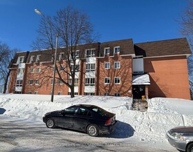 810 Kyle Court, Leeds and Grenvi, ON , MLS #X12409925 , Image - 1