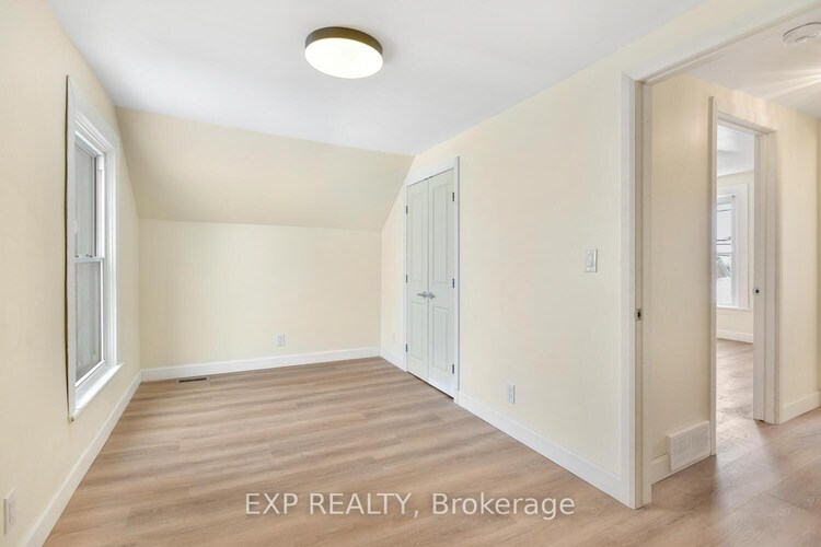 108 George Street, Brockville, ON, 810 - Brockville