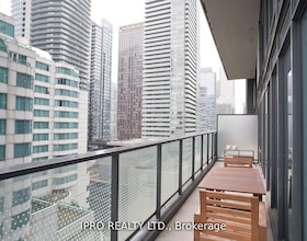 125 Blue Jays Way, Toronto, ON , MLS #C13129244 , Image - 1