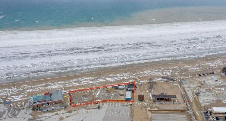 10 Main Street, Wasaga Beach, ON, Wasaga Beach