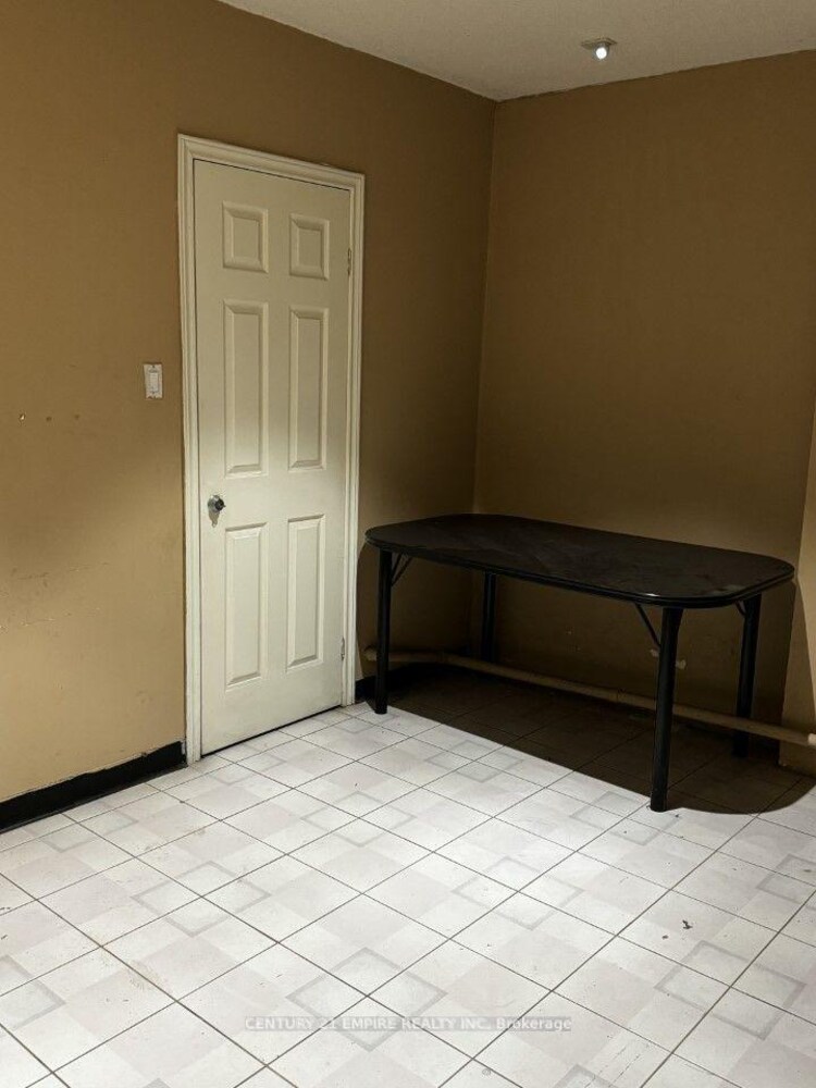 9 Caster Avenue, Vaughan, ON, Pine Valley Business Park