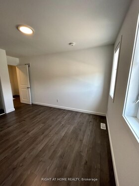 400 Chaffey Street, Niagara, ON , MLS #X11990563 , Image - 1