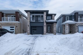 22 Walden Pond Drive, Lennox & Addin, ON