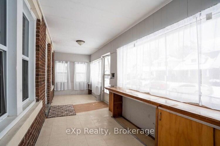 357 Josephine Avenue, Windsor, ON, Windsor