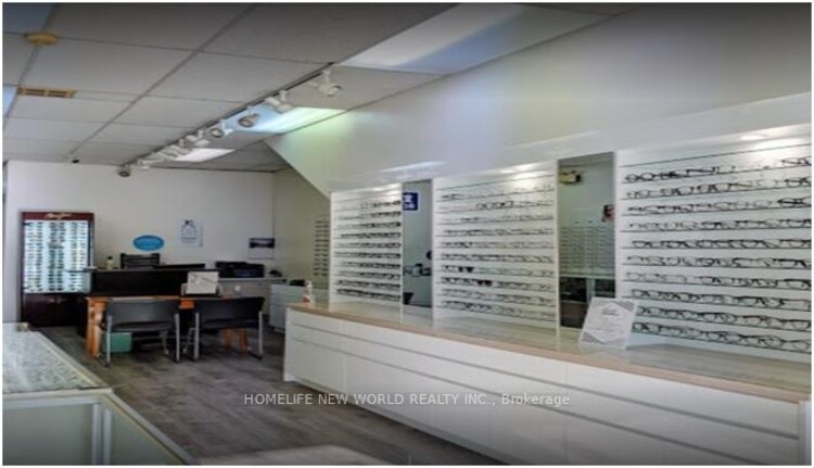 480 Dundas Street W, Toronto, ON, Kensington-Chinatown