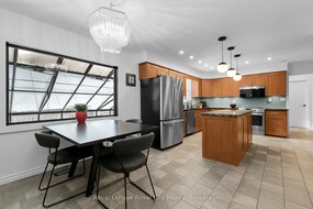 20 Wildan Drive, Hamilton, ON