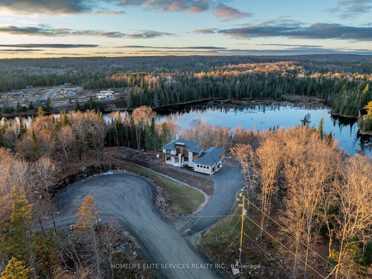 1008 Napier Court, Lake of Bays, ON, Franklin