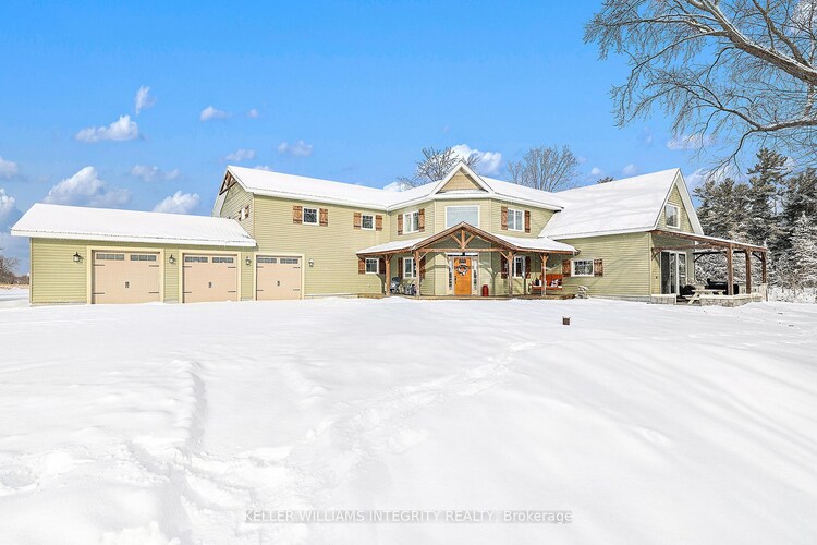 6548 Carp Road, Carp - Dunrobin - Huntley - Fitzroy and Area, ON, 9401 - Fitzroy