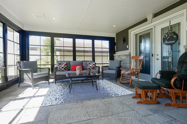 5 Young Street, West Nipissing, ON, Cache Bay