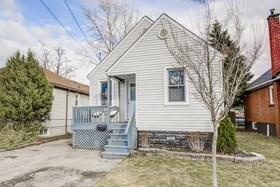 284 Tolton Avenue, Hamilton, ON , MLS #X12102434 , Image - 1
