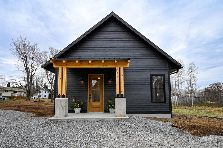 25 Carleton Street, Rideau Lakes, ON, 826 - Rideau Lakes (Newboro) Twp