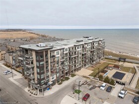 40 Esplanade Lane Lane, Niagara, ON , MLS #40707465 , Image - 1