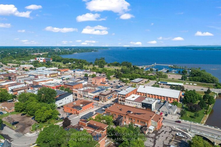 7 Isabella Street, Pembroke, ON, 530 - Pembroke