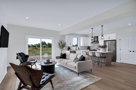 6386 Royal Magnolia Avenue, Middlesex, ON , MLS #X12038524 , Image - 1