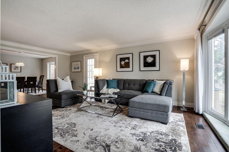 558 Governors Road, Hamilton, ON, Dundas