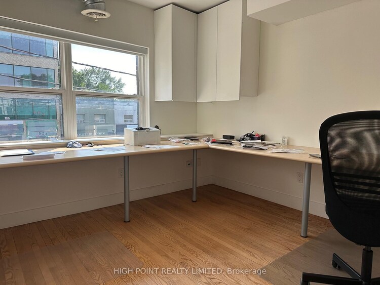 510 Eglinton Avenue W, Toronto, ON, Forest Hill North