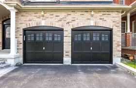 19 Grey Wing Avenue, York, ON , MLS #N12040415 , Image - 1