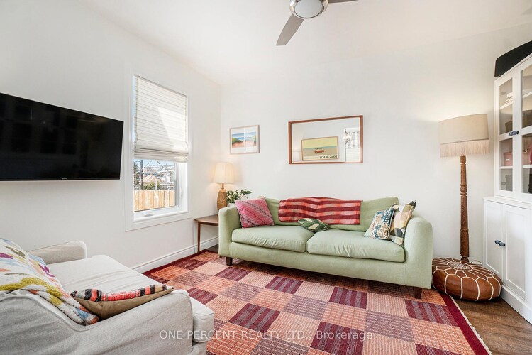 266 Bradley Avenue, Vanier and Kingsview Park, ON, 3402 - Vanier