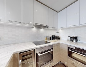 488 University Avenue, Toronto, ON , MLS #C12883840 , Image - 1