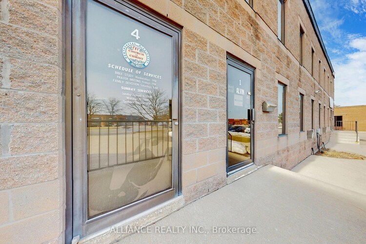 365 Watline Avenue, Mississauga, ON, Gateway