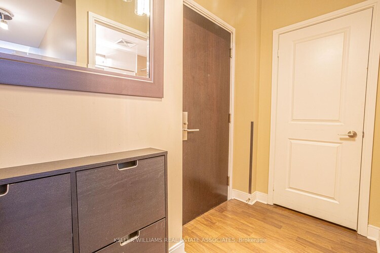 50 Absolute Avenue, Mississauga, ON, City Centre