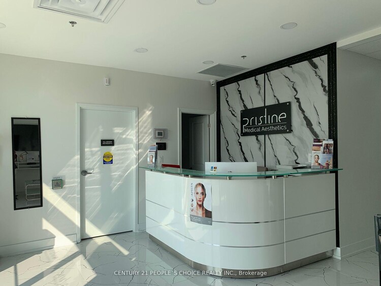 3495 Rebecca Street, Oakville, ON, 1014 - QE Queen Elizabeth