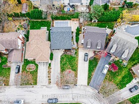 680 Powell Court, Halton, ON , MLS #W12027245 , Image - 1