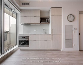 197 Yonge Street, Toronto, ON , MLS #C13658186 , Image - 1