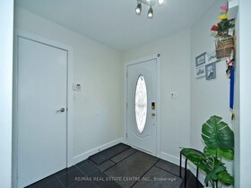 41 Fieldview Crescent, Durham, ON , MLS #E12461319 , Image - 1