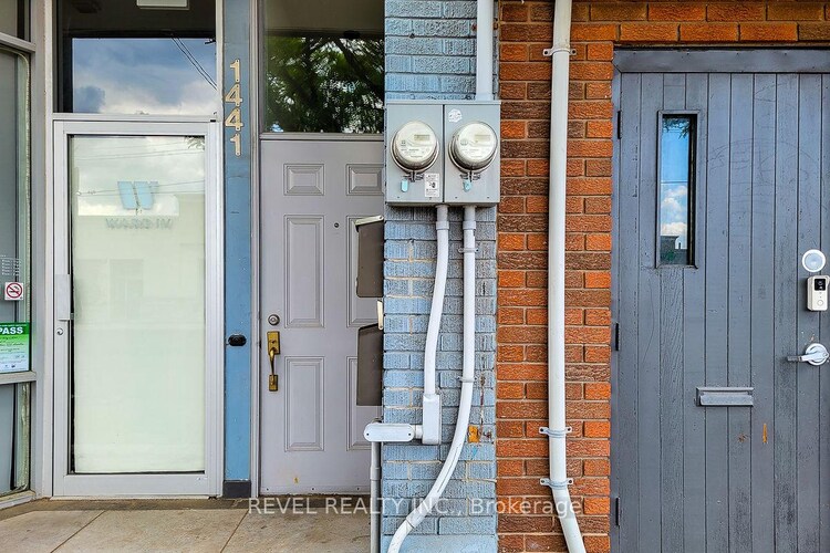 1441 Main Street E, Hamilton, ON, Homeside