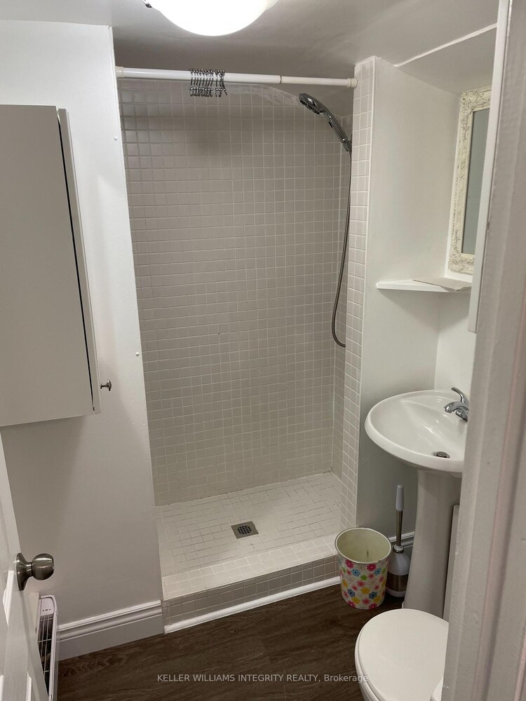 276 Mcarthur Avenue, Vanier and Kingsview Park, ON, 3404 - Vanier