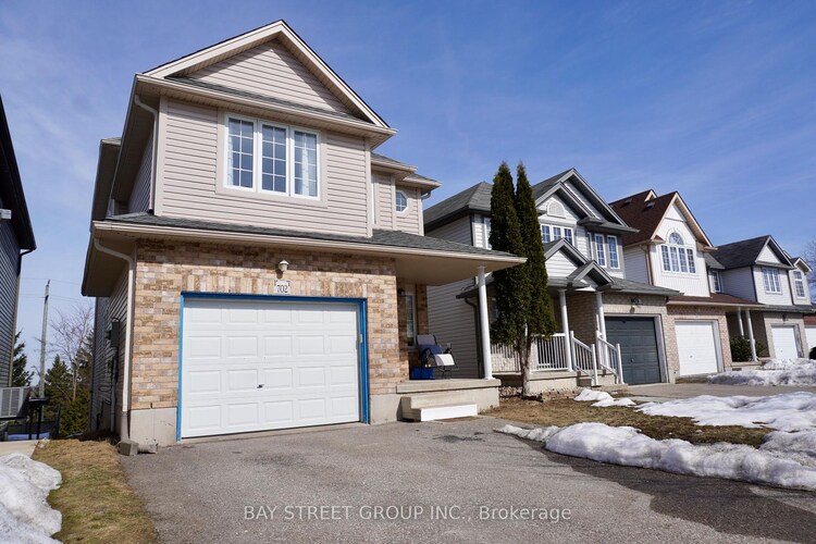 702 Wild Ginger Avenue, Waterloo, ON, 
